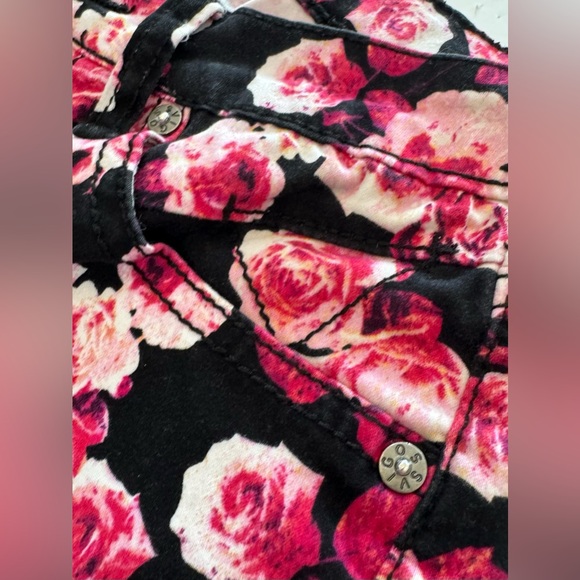 Girls (12) Rose themed crop pants - Picture 3 of 6